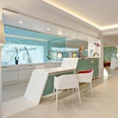 Отель Grupotel Ibiza Beach Resort - Adults Only гостиничный бар