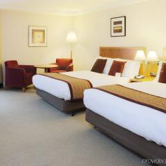 Отель Crowne Plaza London - Heathrow комната для гостей фото 5