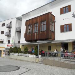Hotel Garni Zum Hirschen Маллес-Веноста вид на фасад
