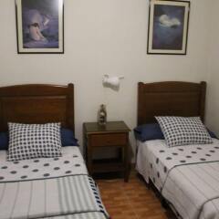 Отель Hostal Los Perales комната для гостей фото 4