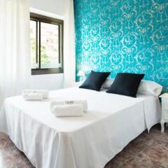 Отель Fira Guest House