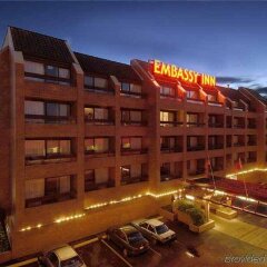 Отель The Embassy Inn Канада, Виктория - отзывы, цены и фото номеров - забронировать отель The Embassy Inn онлайн парковка