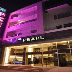 Отель The Pearl Hotel Индия, Нью-Дели - 1 отзыв об отеле, цены и фото номеров - забронировать отель The Pearl Hotel онлайн вид на фасад