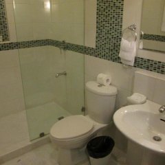 Отель Boracay Beach Club Филиппины, остров Боракай - отзывы, цены и фото номеров - забронировать отель Boracay Beach Club онлайн ванная