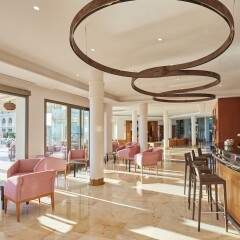 Port Adriano Marina Golf & Spa Hotel гостиничный бар