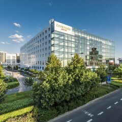 Отель Courtyard by Marriott Prague Airport Прага городской автобус