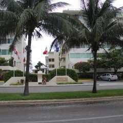 Отель Suites Brisas Cancun пляж фото 5