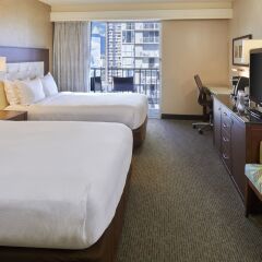 DoubleTree by Hilton Hotel Alana - Waikiki Beach с домашними животными