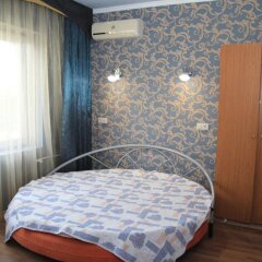 Гостиница Гостевой дом Южанка (закрыт) в Анапе отзывы, цены и фото номеров - забронировать гостиницу Гостевой дом Южанка (закрыт) онлайн Анапа комната для гостей фото 2