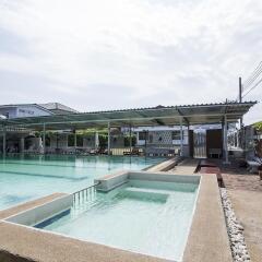 Апартаменты Good Houses Apartment бассейн