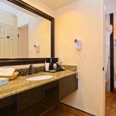 Отель Best Western Capistrano Inn США, Сан-Хуан-Капистрано - отзывы, цены и фото номеров - забронировать отель Best Western Capistrano Inn онлайн ванная