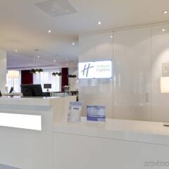 Отель Holiday Inn Express Amsterdam - Schiphol интерьер отеля
