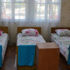 Гостиница Sosnovaia Poliana Hostel в Светлогорске отзывы, цены и фото номеров - забронировать гостиницу Sosnovaia Poliana Hostel онлайн Светлогорск комната для гостей фото 4