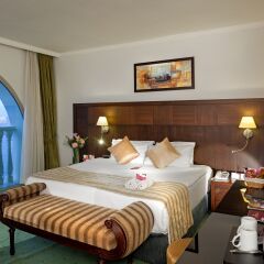 Crowne Plaza Hotel Antalya Турция, Анталья - 10 отзывов об отеле, цены и фото номеров - забронировать отель Crowne Plaza Hotel Antalya онлайн комната для гостей фото 4