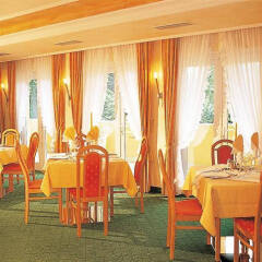 Hotel Maria Theresia Силандро детские мероприятия