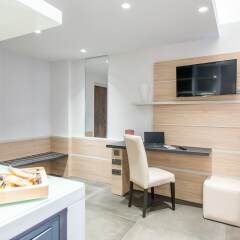 Le Saint Paul Hotel в номере