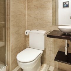Отель 1205 - Sagrada Familia Nice Apartment Испания, Барселона - отзывы, цены и фото номеров - забронировать отель 1205 - Sagrada Familia Nice Apartment онлайн ванная фото 2