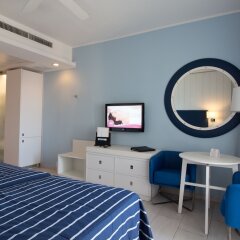 db Seabank Resort and Spa - All Inclusive in Mellieha, Malta from 171$, photos, reviews - zenhotels.com room amenities photo 2