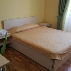 Гостиница Мини-отель Причал в Калуге 14 отзывов об отеле, цены и фото номеров - забронировать гостиницу Мини-отель Причал онлайн Калуга комната для гостей