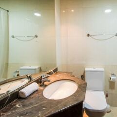 Отель 2 Bedrooms Apt at Dorra Bay with Full Marina View ! - HLS 37923 ванная