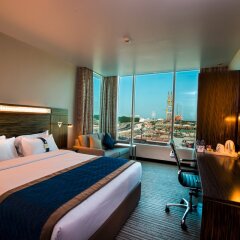 Отель Holiday Inn Express Dubai Jumeirah ОАЭ, Дубай - 10 отзывов об отеле, цены и фото номеров - забронировать отель Holiday Inn Express Dubai Jumeirah онлайн комната для гостей фото 5