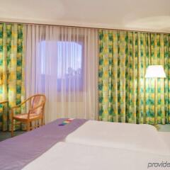 Гостиница Park Inn Великий Новгород комната для гостей фото 5