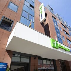 Отель Holiday Inn Express Frankfurt City Hauptbahnhof вид на фасад фото 3