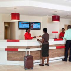Отель Ibis Lagos Airport Нигерия, Лагос - отзывы, цены и фото номеров - забронировать отель Ibis Lagos Airport онлайн интерьер отеля