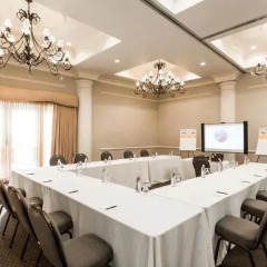 Отель Montecito Inn