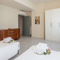 Отель Ognissanti 3 Bedrooms Италия, Флоренция - отзывы, цены и фото номеров - забронировать отель Ognissanti 3 Bedrooms онлайн комната для гостей фото 3