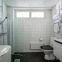 Отель Forenom Serviced Apartments Espoo Tapiola Финляндия, Эспоо - отзывы, цены и фото номеров - забронировать отель Forenom Serviced Apartments Espoo Tapiola онлайн ванная