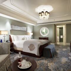 Отель Waldorf Astoria Shanghai on the Bund комната для гостей фото 2