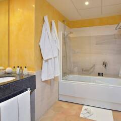 Melia Cala Dor Boutique Hotel ванная