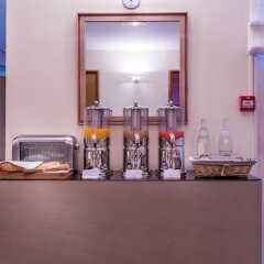 L'HOTEL PERGOLESE Paris гостиничный бар