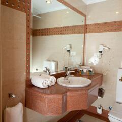 Отель Golden Tulip Flamenco ванная