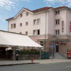 Отель Franko Словакия, Зволен - отзывы, цены и фото номеров - забронировать отель Franko онлайн вид на фасад