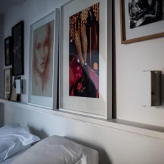 Отель Le Pigalle сейф в номере