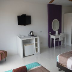 Le Thalassa Guesthouse in Mueang, Thailand from 125$, photos, reviews - zenhotels.com room amenities photo 2