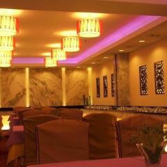 Yue Hai Hotel развлечения