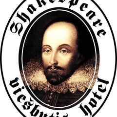 Отель Shakespeare Boutique Hotel Литва, Вильнюс - 3 отзыва об отеле, цены и фото номеров - забронировать отель Shakespeare Boutique Hotel онлайн с домашними животными