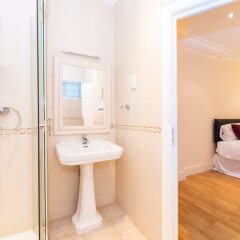Отель PML Apartments Elvaston Mews Великобритания, Лондон - отзывы, цены и фото номеров - забронировать отель PML Apartments Elvaston Mews онлайн ванная фото 2