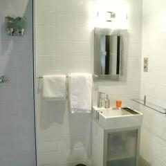 Отель Appartements Gambetta Франция, Тулуза - отзывы, цены и фото номеров - забронировать отель Appartements Gambetta онлайн ванная