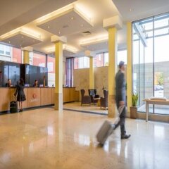 Clayton Hotel, Manchester Airport интерьер отеля
