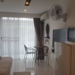 Отель City Center Residence by Pattaya Holiday Паттайя комната для гостей фото 3