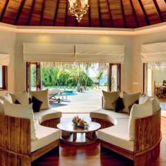Отель Hideaway Beach Resort And Spa Донакули спа