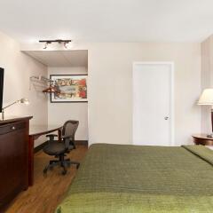 Отель Thriftlodge Saskatoon удобства в номере фото 2