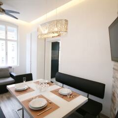 Отель Vienna CityApartments-Luxury Apartment 2 Австрия, Вена - отзывы, цены и фото номеров - забронировать отель Vienna CityApartments-Luxury Apartment 2 онлайн комната для гостей фото 2