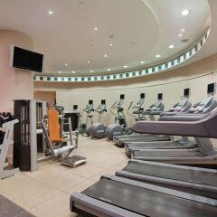 Отель Hilton On Park Lane Лондон фитнесс-зал фото 4