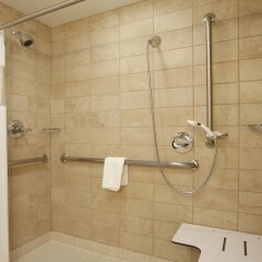 Отель Springhill Suites Minneapolis-St Paul Airpt/Mall Of America Блумингтон ванная фото 2