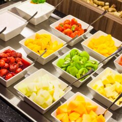 Отель Qubus Hotel Wroclaw Польша, Вроцлав - 1 отзыв об отеле, цены и фото номеров - забронировать отель Qubus Hotel Wroclaw онлайн питание фото 2